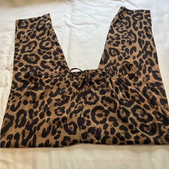 SHEIN Leopard Print Tapered Leg Elastic Waistband Pants Size 5X - Picture 3 of 5